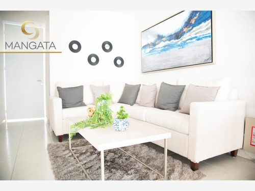 Casa Sola En Venta Mangata