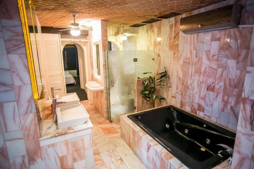 Imagen 11 de 14 de Casa En Venta Zona Hotelera Cancun
