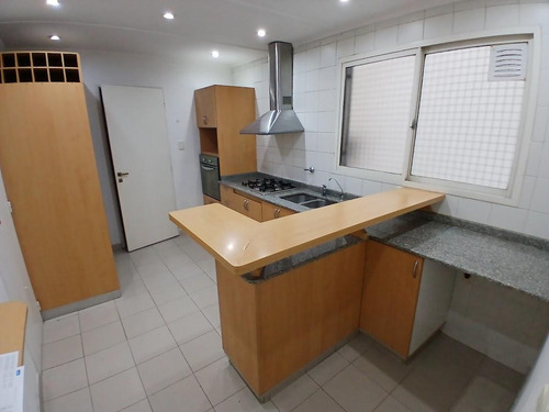 Departamento De 4 Ambientes En Recoleta