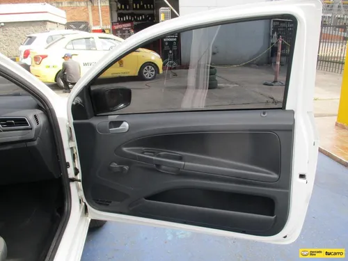 Volkswagen Saveiro 4x2 1600cc Mt Aa