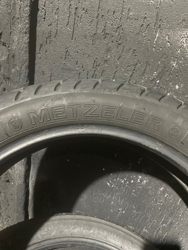 Pneu Dian 130/80b17 Metzeler Me880 Marathon Ultra S/câmara (Usado)
