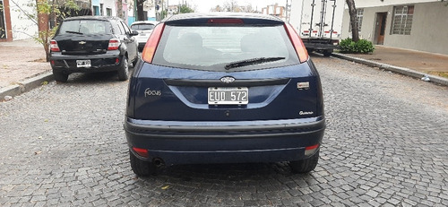 Imagen 6 de 13 de Ford Focus 1.6 Ambiente 2005