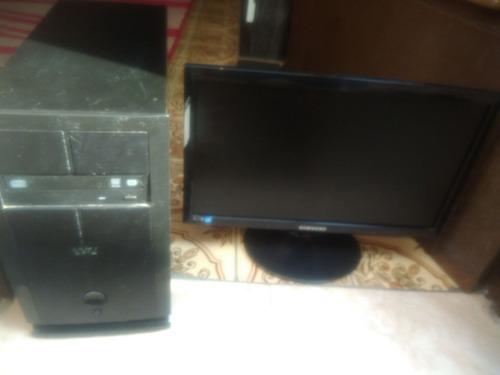 Computador Cce (desktop) Com Monitor Samsung 18,5 Usado