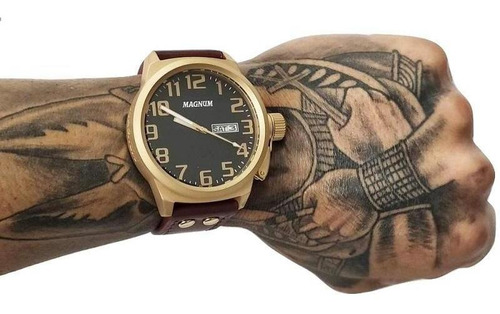 Relógio Magnum Analógico Masculino Dourado Couro Ma32952p