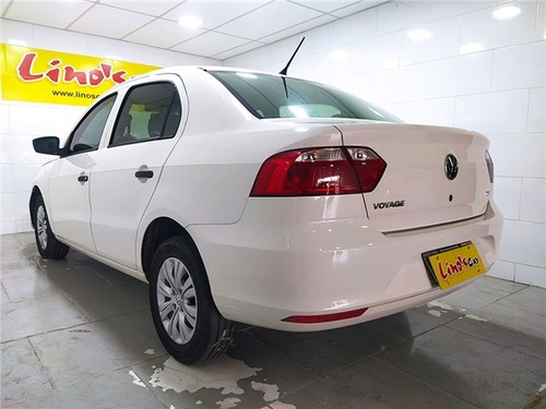 Imagem 2 de 14 de Volkswagen Voyage 1.6 Msi Totalflex Trendline 4p Manual