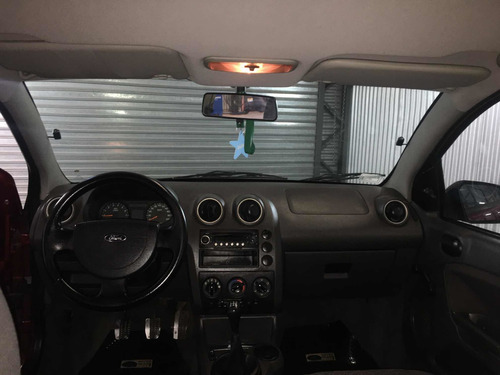 Ford Fiesta Max 1.6 Max Amb 2006