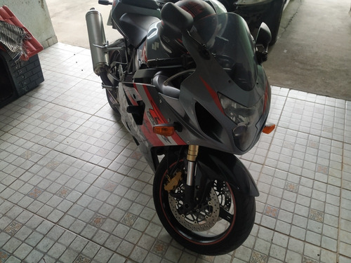 Suzuki Srad 750