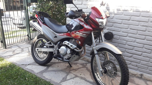 Imagen 4 de 8 de Honda Falcon 400