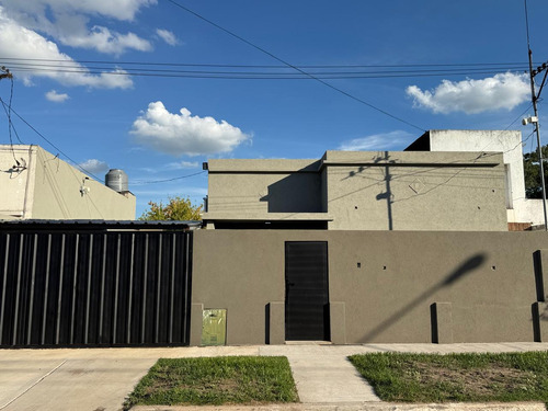 Casa En Venta En El Barrio El Quinto