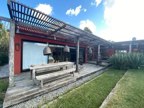 Imagen 12 de 14 de Venta De Casa 4 Dormitorios En La Tahona, Canelones (ref: Bon-2615)