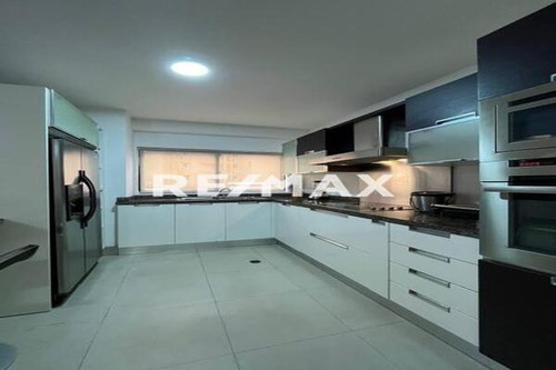 Apartamento En Alquiler Residencias Viviana