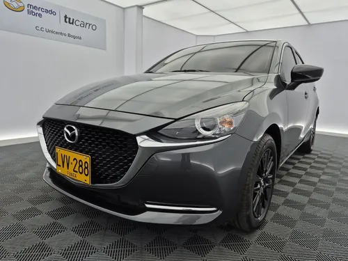 Mazda Touring edición carbón edition 1.5