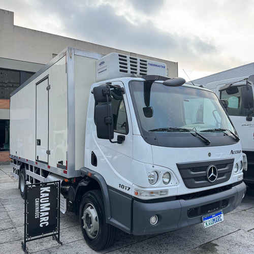 Mb Accelo 1017 Ano 2024 Baú Congelado -15 4x2 Financia 4x2