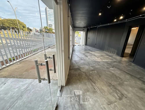 36 M² (local 2) Oportunidad Comercial En Bosques De Montemar