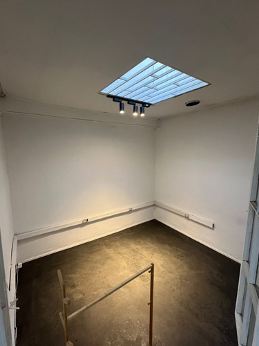 Local Comercial Condell Barrio Italia