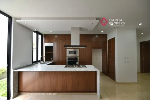 Casa Nueva En Coto Solares En Venta