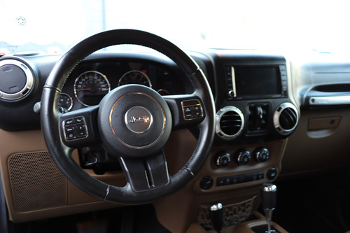 Jeep Wrangler 3.7 Unlimited Sahara 3.6 4x4 At