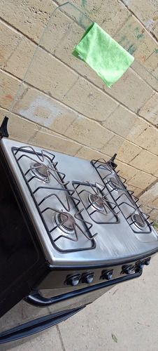 Cocina/ Sueco / Usada / Buen/ 5 Horni+ Horno 150$ (Usado)