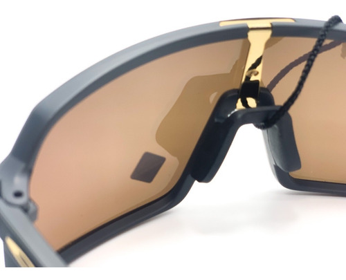 Imagen 6 de 7 de Lente De Sol Oakley Sutro 9406 Matte Carbon Prizm 24k 3n 479
