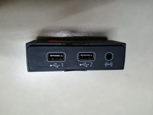 Módulo Entrada Usb Y Aux Seat Volkswagen #575.035.736 Nuevo (Usado)