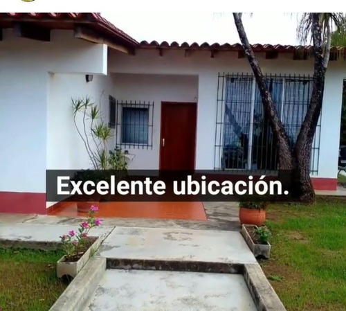 Vendo Comoda Amplia E Iluminada Casa En Higuerote Asocanales