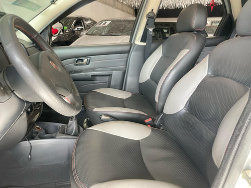 Fiat Palio Weekend 1.6 16v Trekking Flex 5p