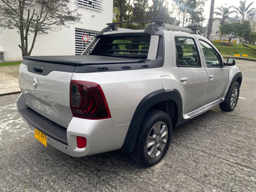 Renault Duster Oroch 2.0 Intens At