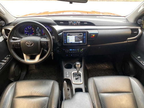 Imagem 9 de 15 de Toyota Hilux 2.8 Srv 4x4 Cd 16v Diesel 4p Aut 2018