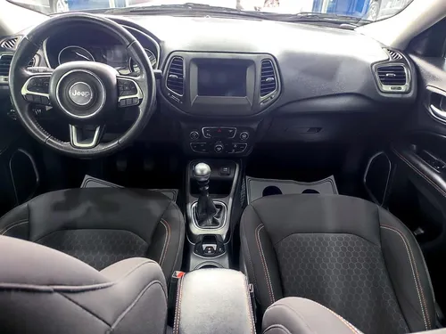 Jeep Compass SPORT 2.4 MECANICA 4X2 GASOLINA