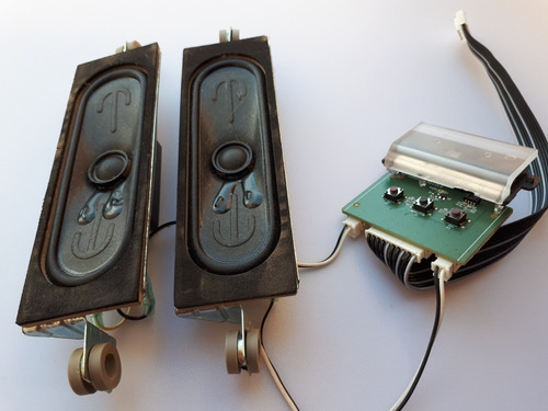 Par De Alto Falante Com O Jogo De Chave Tv Tcl Mod L32s4900s