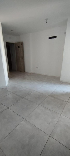 Departamento De 1 Dorm - Balcon - Posesion Inmediata - Lima Al 1000 - Centro