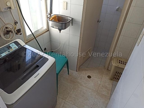 Imagen 10 de 17 de Apto En Venta En Los Chaguaramos 22-20300 Adri 04143391178