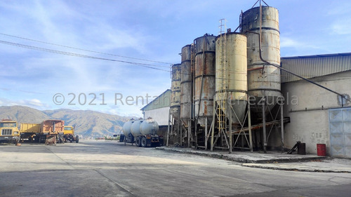 Galpon Fabrica Industral En Venta La Victoria Zona Industrial 5800m2 Depositos Oficinas Area Taller Carga Y Descarga Pesada Vigilancia Estef 22-12781
