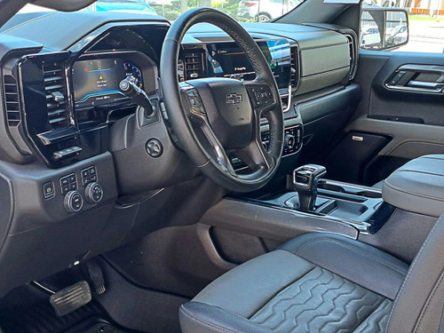 Chevrolet Silverado ZR2 6.2 4X4 AT