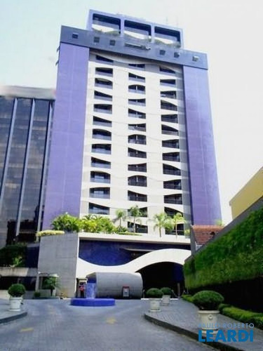 Imagem 1 de 1 de Flat - Itaim Bibi - Sp - 380747