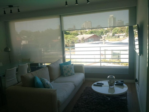 Imagen 5 de 11 de Precioso Departamento En Torre De Categoria, Punta Del Este