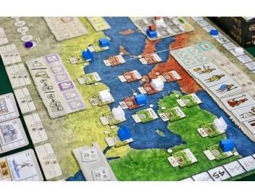 Gentes Juego De Mesa En Español