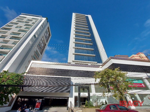 Imagem 8 de 15 de Oportunidade! Loja Em Centro - Florianopolis - L-111675