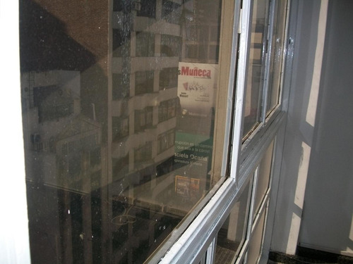 Imagen 2 de 12 de Alquiler De Oficina De 30 M2 En Tacuarí Al 200