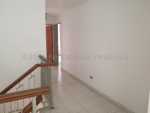 Ip Vendo Casa En El Marques 25-14013