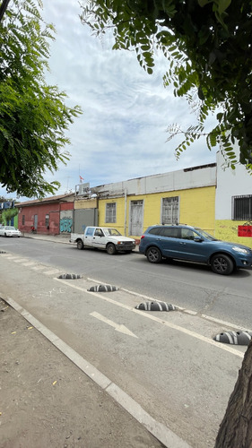 Casa Centro Civico De Colina