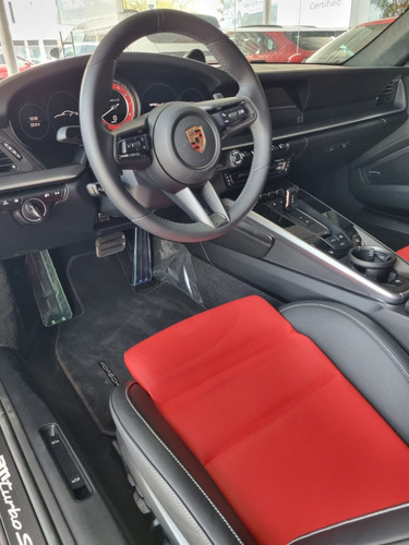 Porsche 911 Turbo S 2025