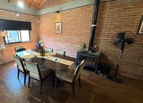 Casa En Venta - 4 Dormitorios 1 Baño - La Reja