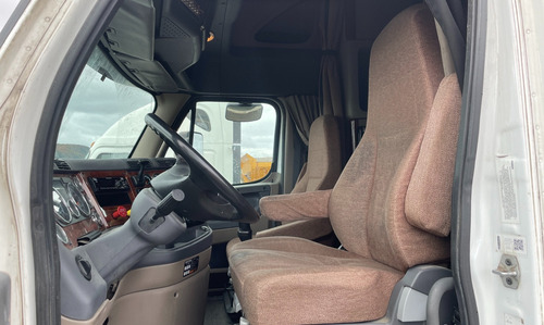 2017 Freightliner Cascadia Evolution Manual 13 Vel Ver. Lujo