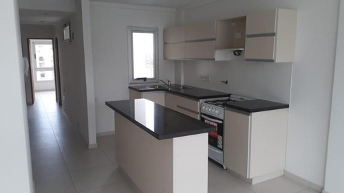 Imagen 6 de 7 de Venta De Semipiso De 2 Dormitorios En Av. 44 E/ 11 Y 12