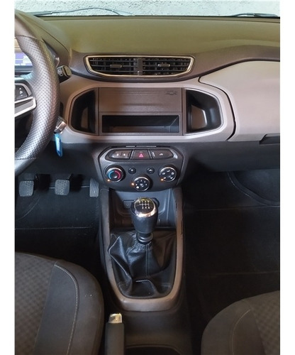 Imagem 6 de 12 de Chevrolet Onix 1.0 Mpfi Lt 8v Flex 4p Manual