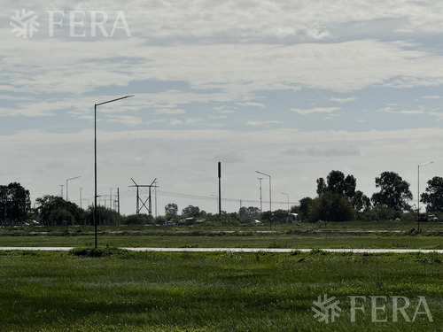 Venta De Terreno Industrial En Parque Tecnologico E Industrial Intepark En Berazategui