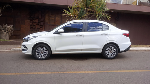 Fiat Cronos 1.3 Flex 4p