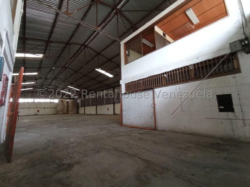 Galpon Nave Industrial Gran Tamaño 2000 Metros Doble Entrada Carga Y Descarga Pesada Area Planta Procesadora Deposito Y Oficinas Negociable Estef 24-23461
