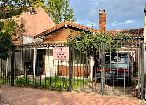 Chalet Venta En Una Planta De 2 Dormitorios  Libertador Al Rio En Béccar